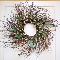 25IN PUSSY WILLOW WREATH