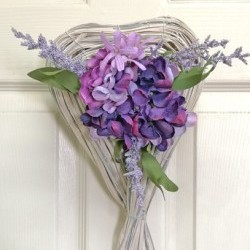 8X13X5 HYDRANGEA HEART