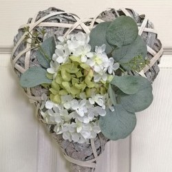 12X14X5 HYDRANGEA FLORAL HEART