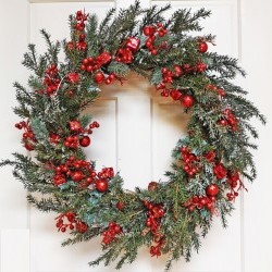 28IN BERRY GIFT BOX WREATH