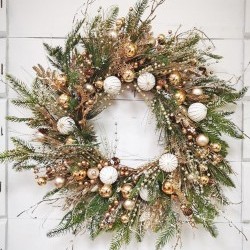 30IN GOLD BALL WREATH