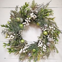 24IN JINGLE BELL WREATH