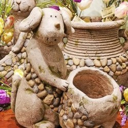 8.3X14X15 DOG PLANTER