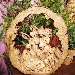 13X4X15 NATIVITY IN LOG