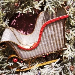 13.75X5.25X10 SLEIGH