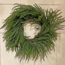 24IN SPRUCE WREATH