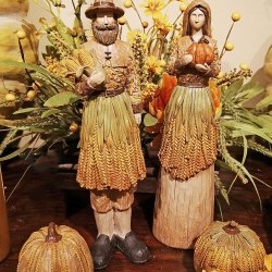 Item # RU2304 ORG - 12IN PILGRIM & PUMPKIN X4