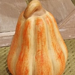 2.8X2.8X3.9 TALL PUMPKIN