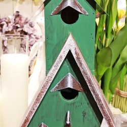 17IN WOOD BIRD HOUSE